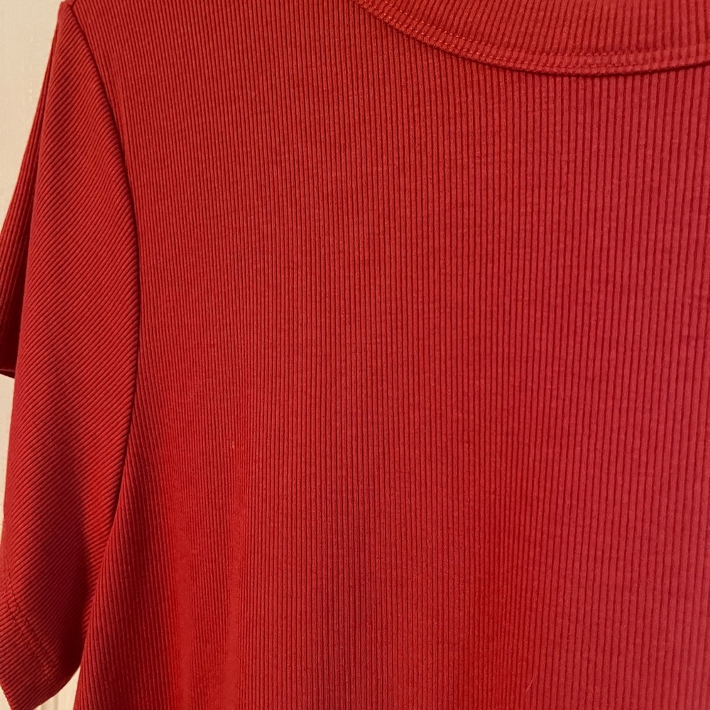 ⭐️3/$25⭐️ Old Navy XL TALL Fitted Crop Top - Picture 2 of 5